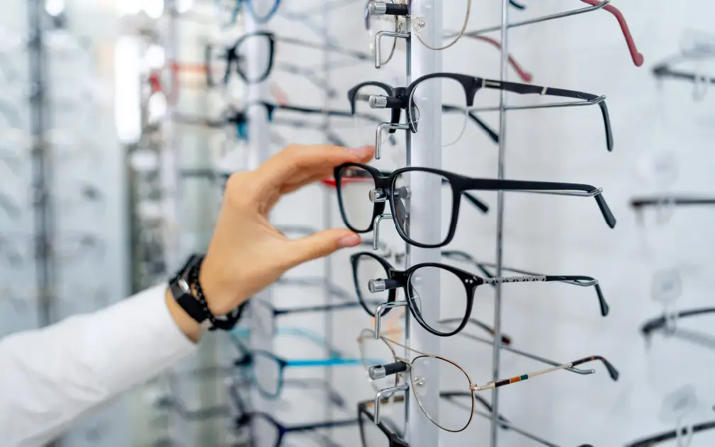 Plastic Frames