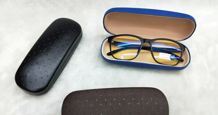Plastic Frames